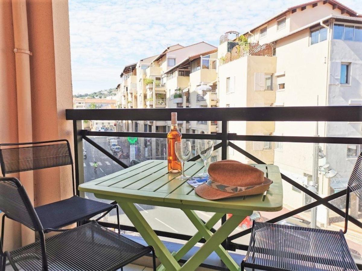 La Bocca, 1 Pièce, 2 Personnes - Fr-1-609-41